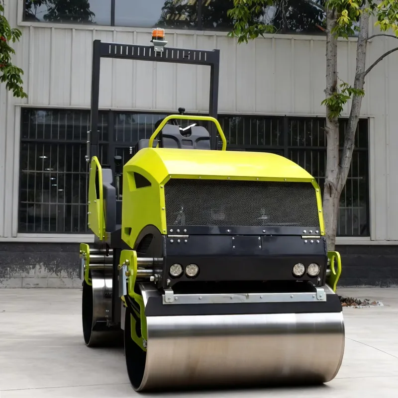 Compact Hydraulic Vibratory Roller for Landscaping Municipal Projects Asphalt Repair and Ground Preparation