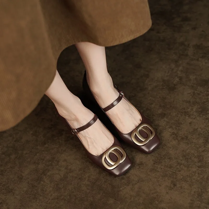 High-heeled Shoes Women Spring  New Fashion Retro Thick Square Head Metal Buckle Shallow Mouth with Mary Jane Shoes.