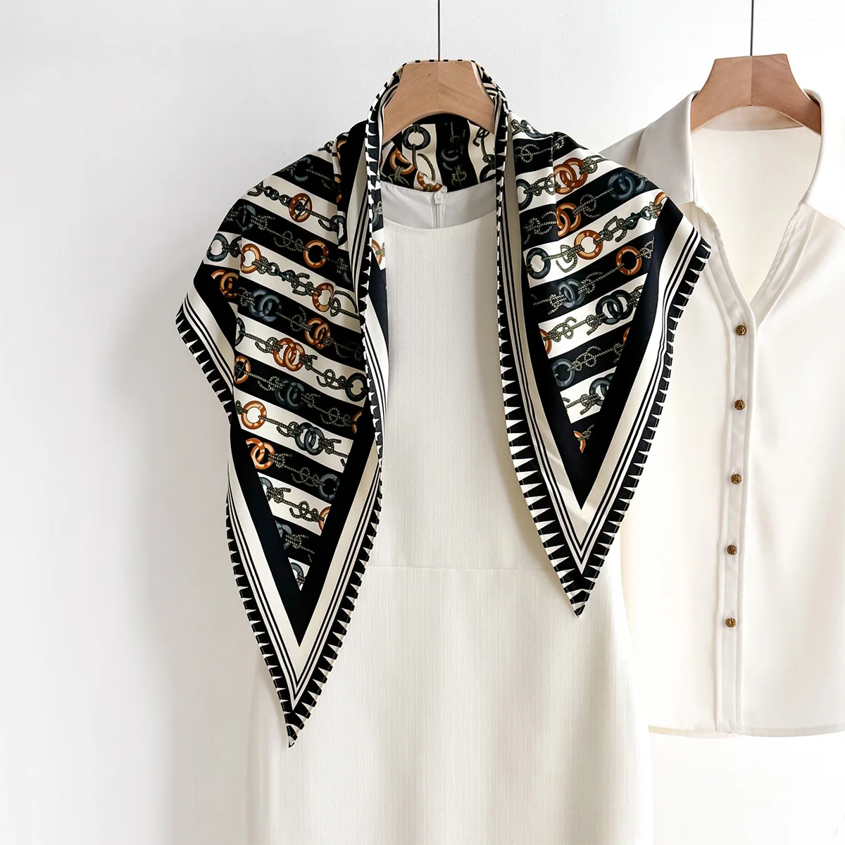 Paisley Printed Square Scarf For Women Soft Satin Imitation Silk Scarves Spring Luxury Hijab Neckerchief Elegant Shawl Wraps