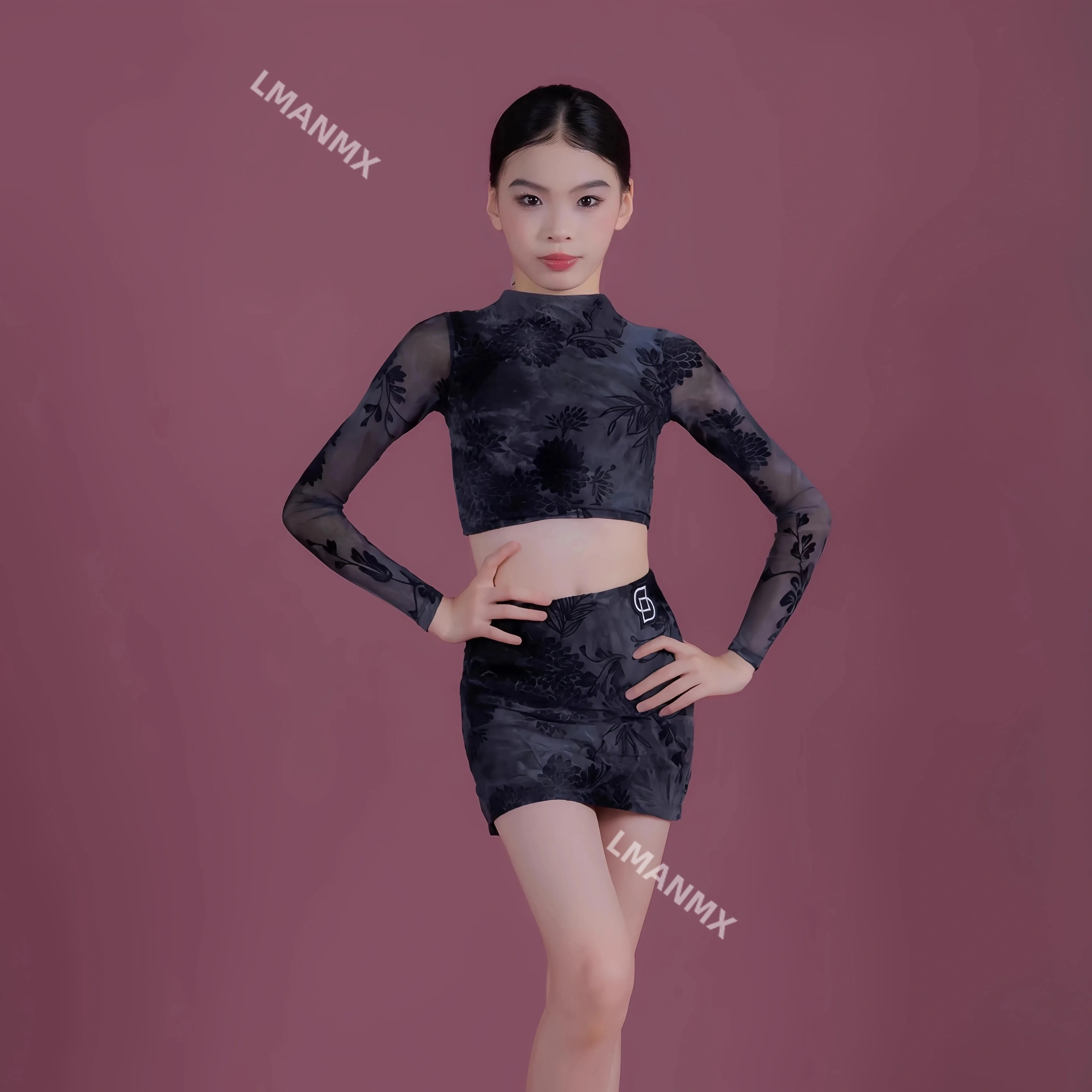 

Осень/зима 2022, новая юбка для латинских танцев, комплект высокого класса для девочек, тренировочное платье, комплект с юбкой с длинными рукавами и разрезом для девочек