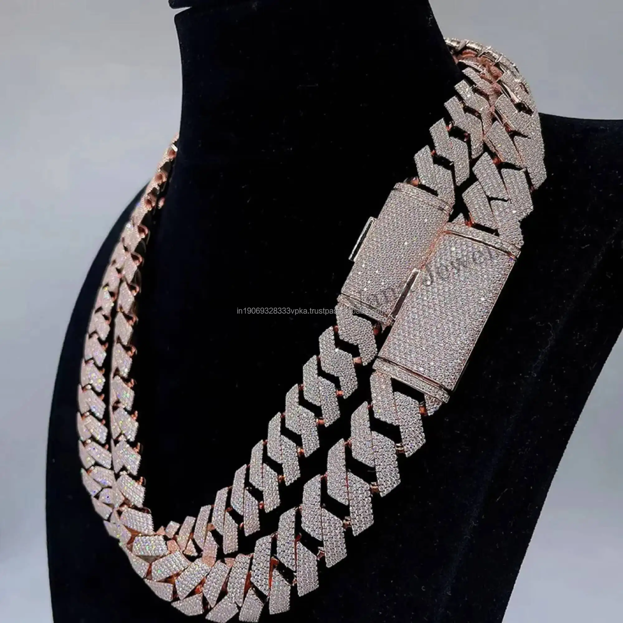 Luxury Exclusive 925 Silver Cuban Link Chain Necklace 15mm/18mm Solid Back Iced Hip Hop Style Brilliant Cut Moissanite Jewelry M