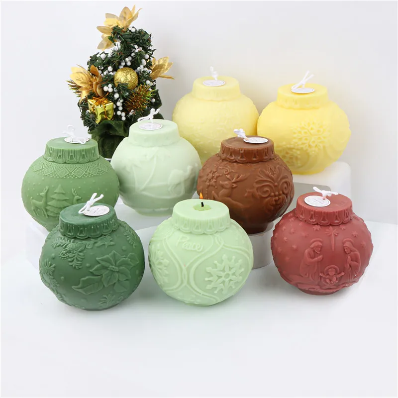 

New Silicone Christmas Pattern Candle Mold Christmas Ball Elk Snowflake Aromatherapy Plaster Mold Candle Making Supplies