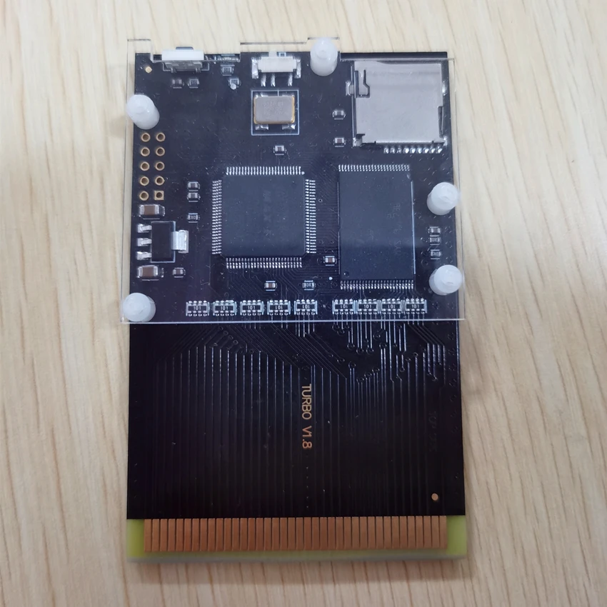 محرك كمبيوتر Pce توربيني Grafx 16 وحدة تحكم في الألعاب وجهاز Gt محمول باليد 700 في 1 بطاقة ألعاب يدعم محرك Pcengine