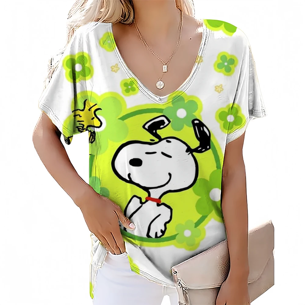 Women\'s T-shirt Snoopy print T-shirt Summer V-neck short sleeved T-shirt Large Women\'s Harajuku Street Summer Popular T-Shirt ﻿