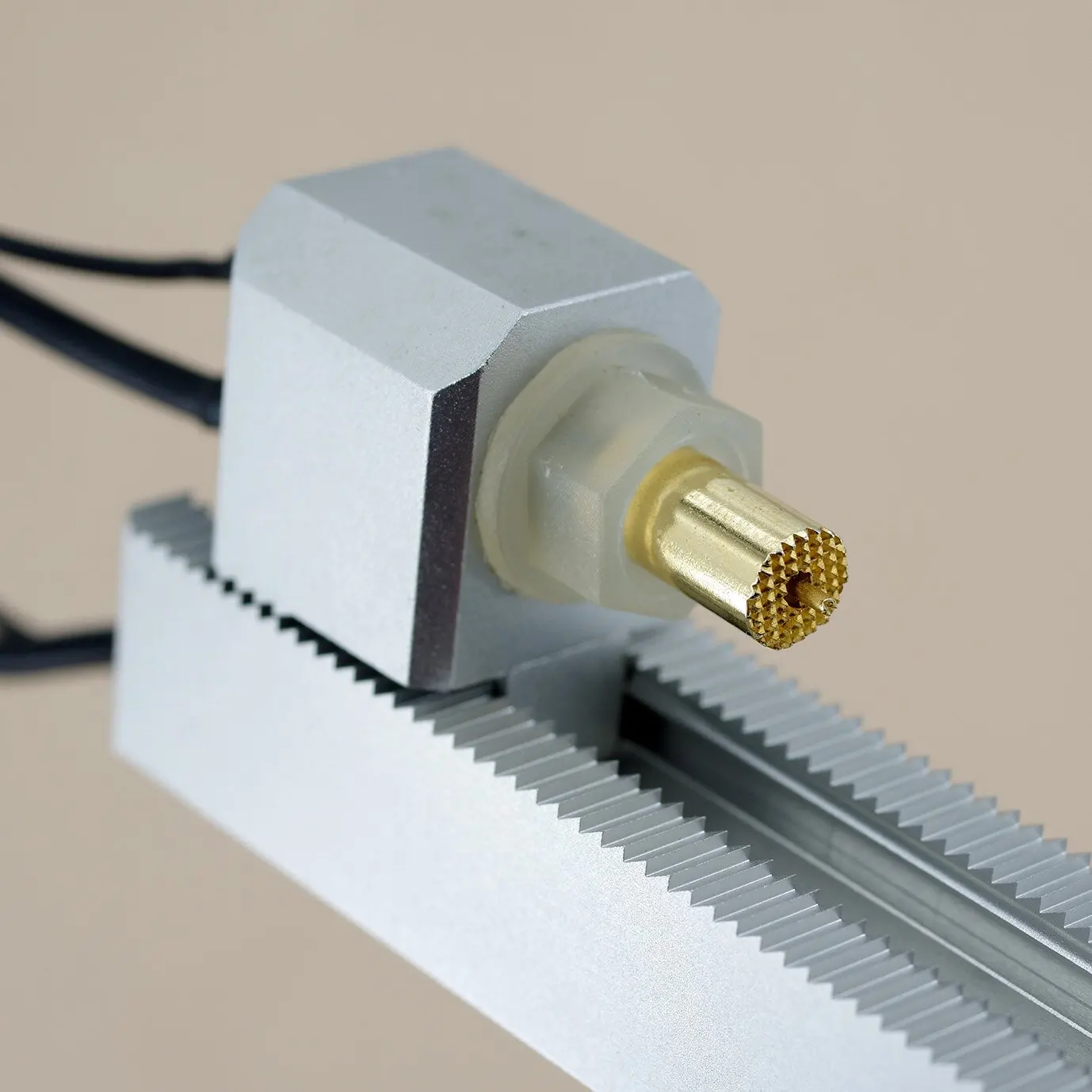 Aluminum Alloy Double Self-locking Four-wire Battery Internal Resistance Impedance Test Fixture for 26650 18650  Positive