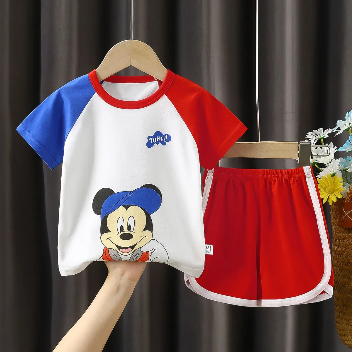 Disney Mickey Short Sleeved Suit For Boys Clothes Summer Cartoon Fashion Children\'s Wear Set Toddler T-shirt + Shorts 2pc/set