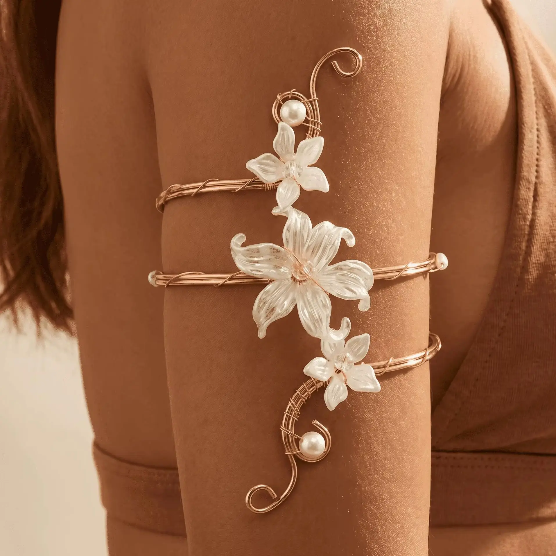 Exaggerated Flower Imitation Pearl Cuff Bracelet for Women Fairy Style Lily Acrylic Floral Upper Arm Bangle Party Jewelry Gift