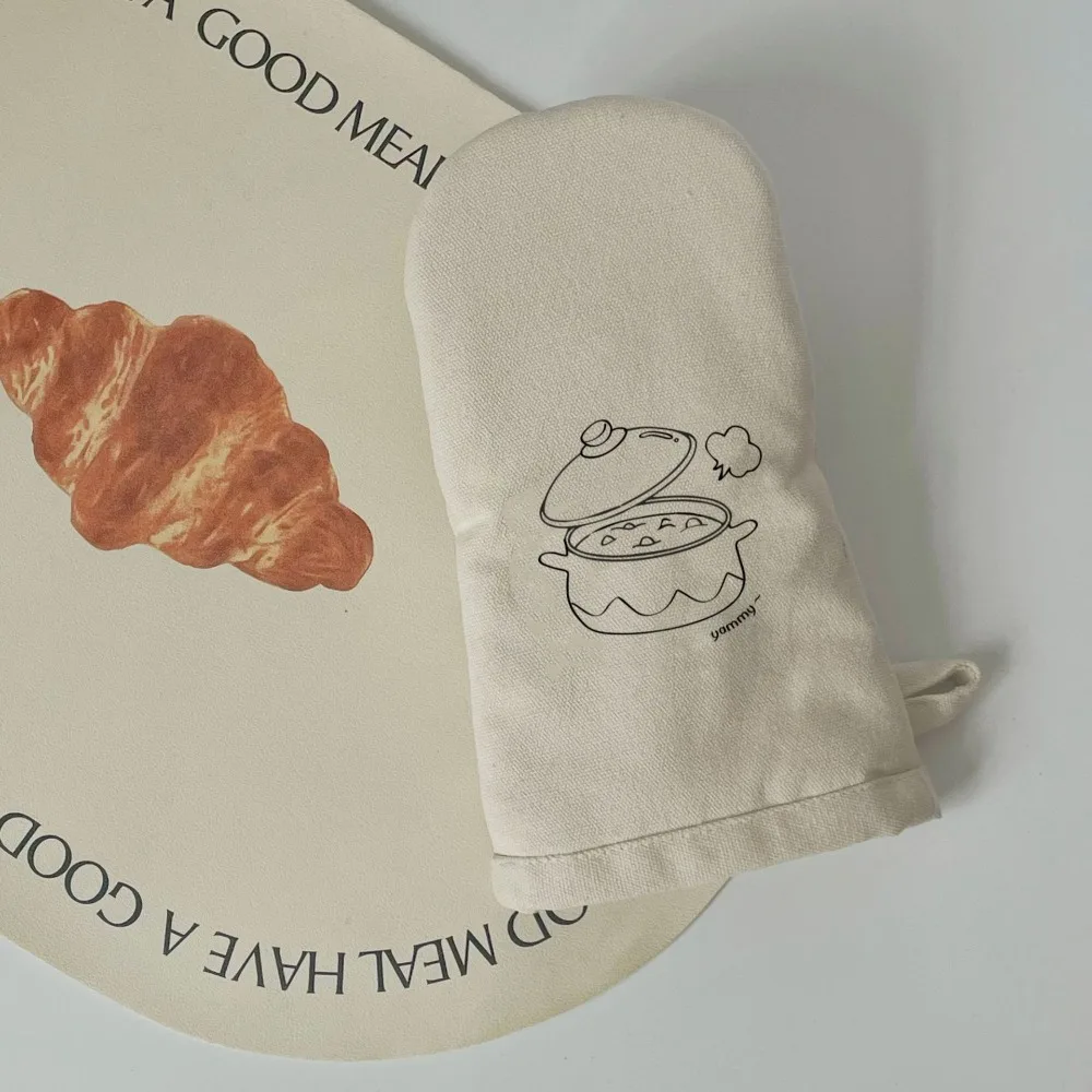 Creative Anti-scalding Oven Gloves Cotton Beige Kitchen Hand Clip Non-Slip Thickened Microwave Mitts Home