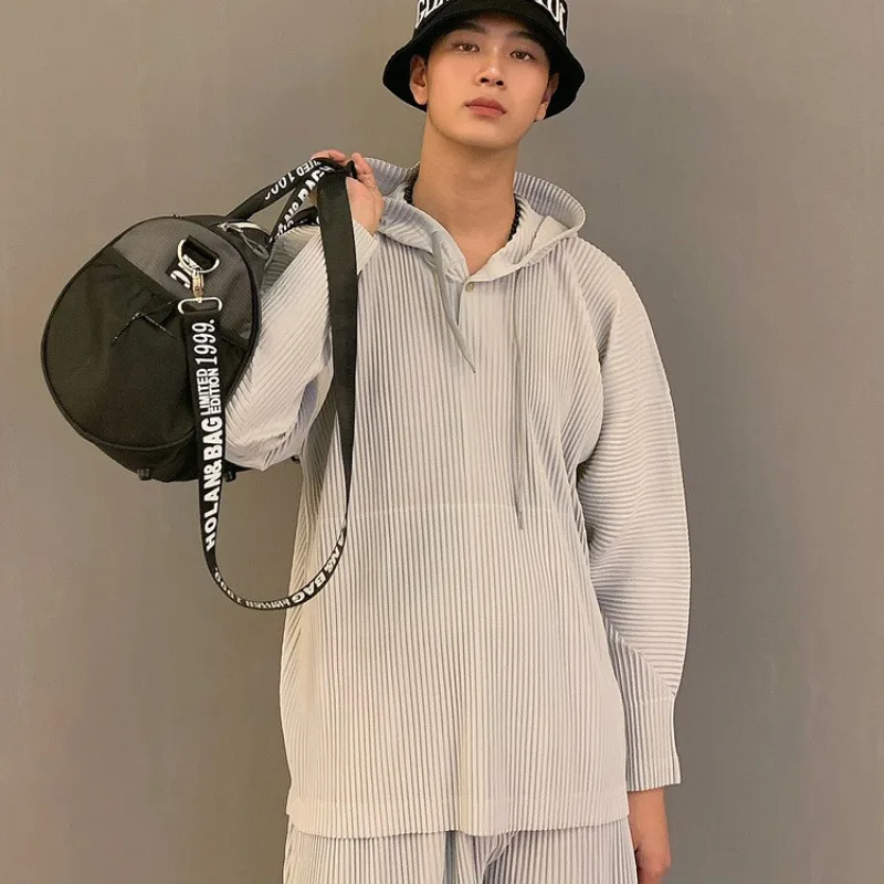 Miyake Pleated Men's Sweatshirt Hoodie Classic Pleated 2025 Summer New Tops Loose Casual Simple Drawstring Pullover Hoodie Male