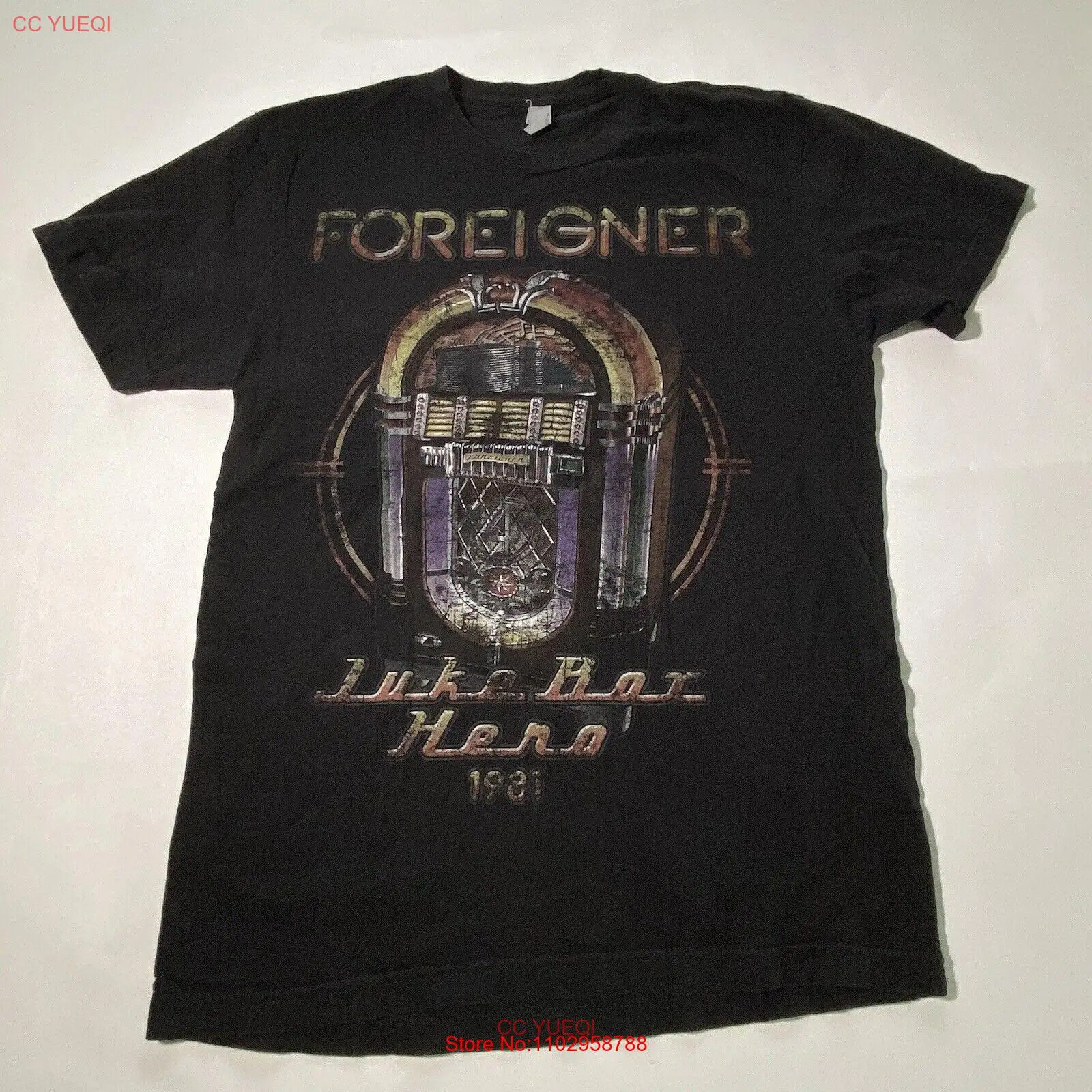 Черная графическая футболка с изображением инопланетянина Juke Box Hero 1981, список песен, размер S