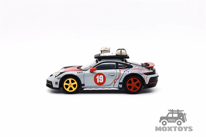 

Литая под давлением модель автомобиля MINI GT 1:64 911 Dakar «Uncle Rally» с левым рулем
