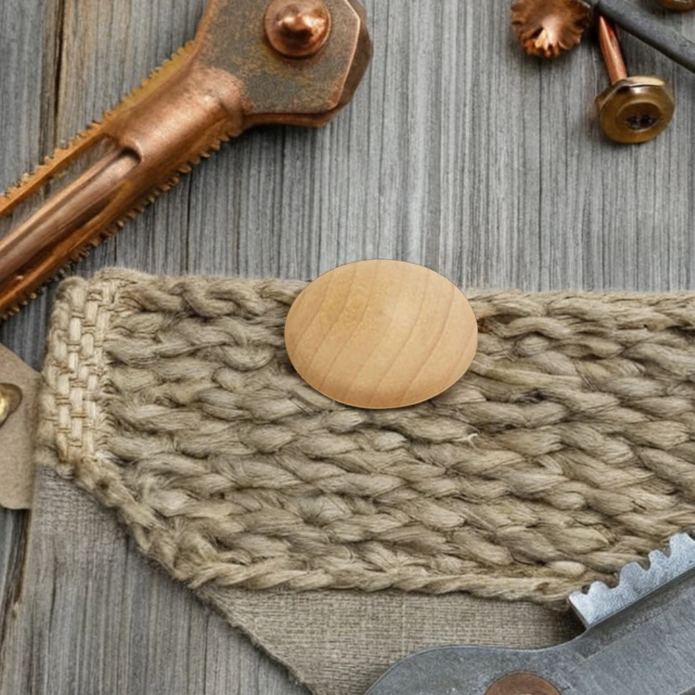 колпачки для украшения лестницы