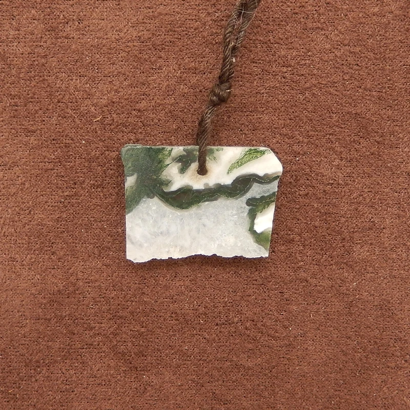 

Natural Moss Agate Slab Pendant – Green Veined Gemstone with Raw Edge Design, for Handmade Jewelry & Earthy Crafts