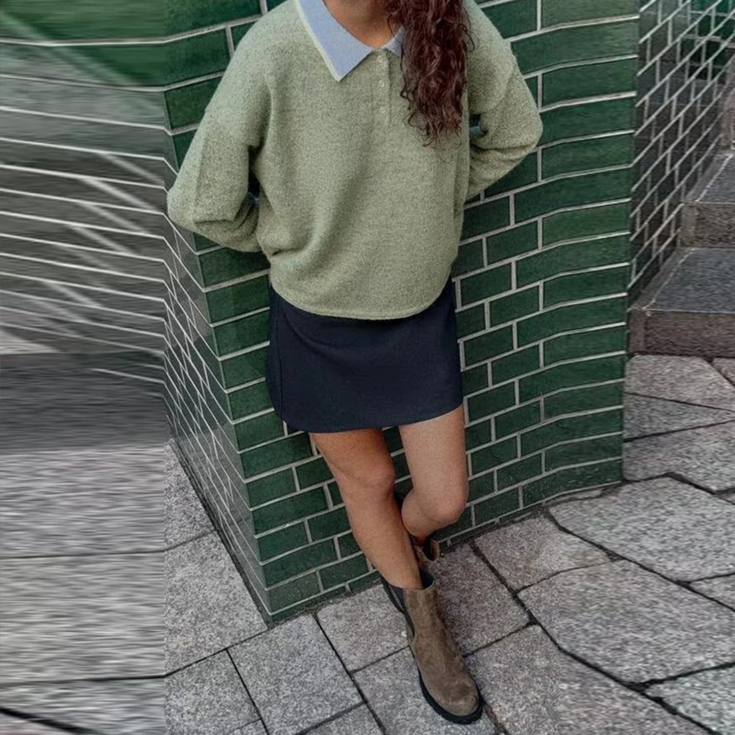 เสื้อถักลำลองผู้หญิง ดีไซน์เรียบง่าย ตัดต่อผ้า แขนยาว คอปกพับ แบรนด์ Z รุ่นใหม่ล่าสุดสำหรับฤดูใบไม้ร่วง ความยาวปกติ