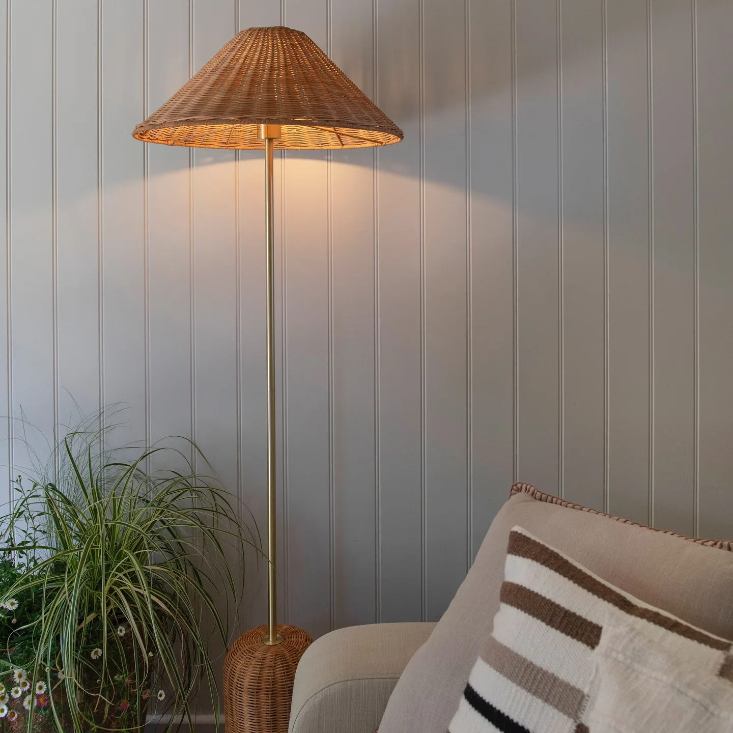 French rattan living room floor lamp bedroom study lamp wabi sandy wind floor lamp