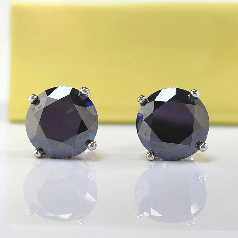 

1Pair 0.5/1/2/3 Carat Classic Four-claw Earrings, Set with Gray Synthetic Moissanite, Trendy and Fashionable.