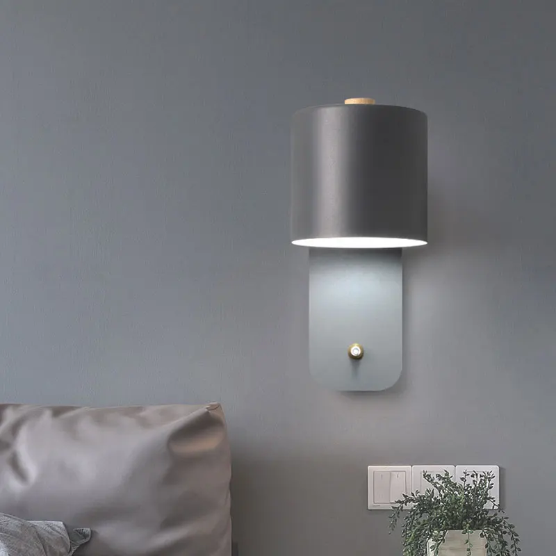 

Современный скандинавский настенный светильник LED E27 5W для дома, из железа и дерева, для прихожей, кабинета, спальни, прикроватный светильник.