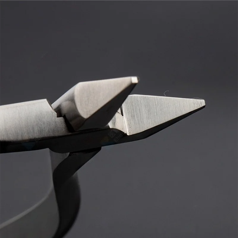 1PC Orthodontic Adams Pliers Flat‑Tip Adams Bending Plier Dental Arch Wire Forming Instrument for Teeth Orthodontic Tool