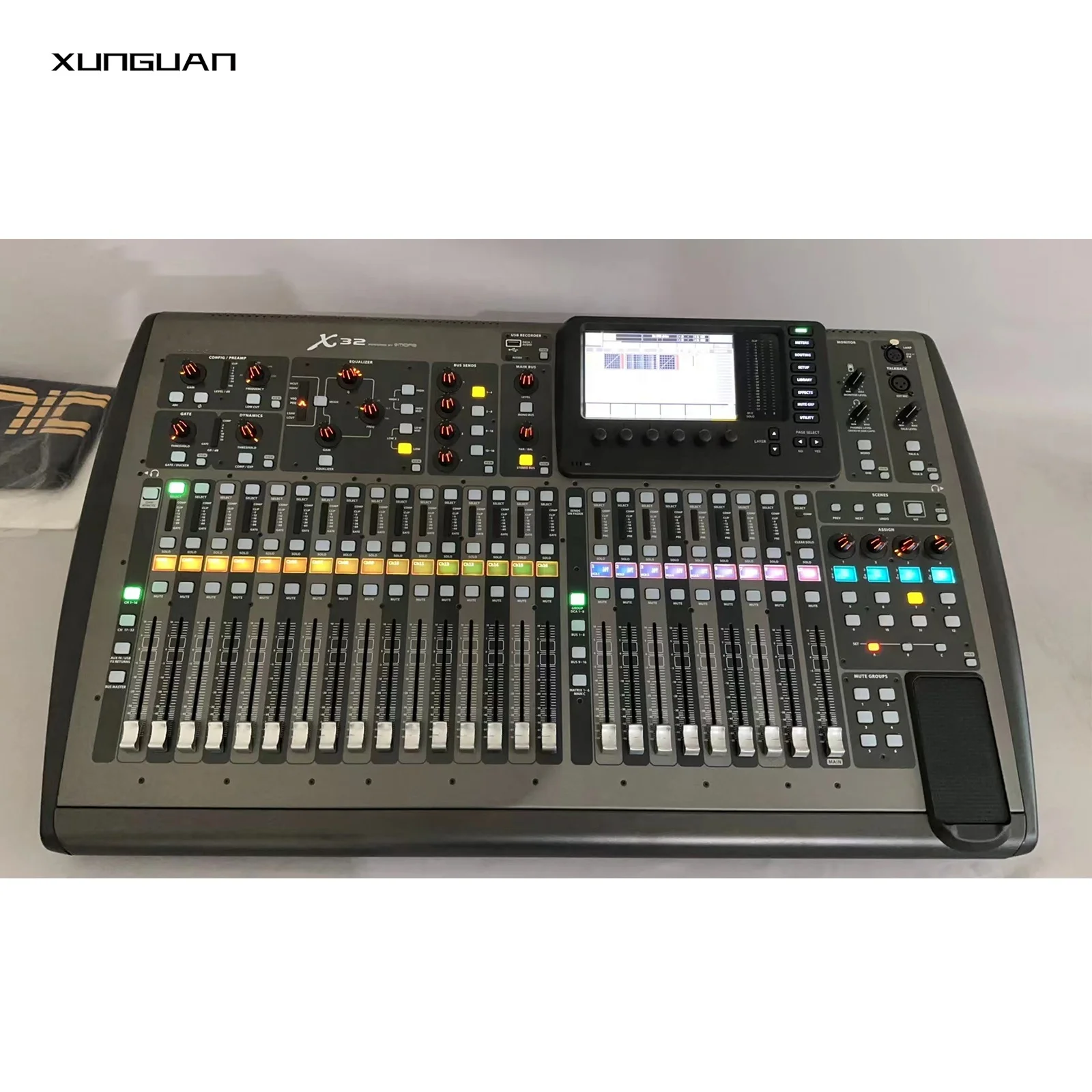 X32 Digital Mixing Console 32-Channel Audio Interface and IPad/iPhone Remote Control 40-Input 25-Bus