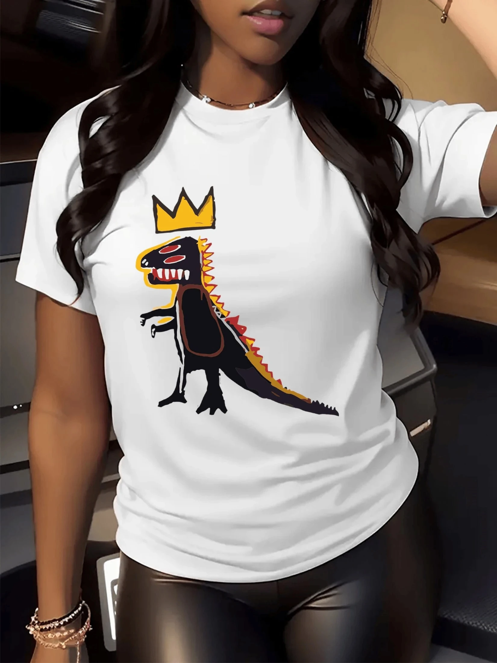 تي شيرت نسائي على شكل ديناصور كارتوني بأكمام قصيرة ونمط أنيق مناسب للارتداء اليومي من القماش الناعم والعصري #1