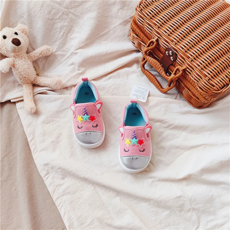 جديد ثلاثية الأبعاد الكرتون الطفل المشي أحذية لينة وحيد قماش أحذية خطوة واحدة الفتيان والفتيات الأحذية يونيكورن القرش الدب الأحذية