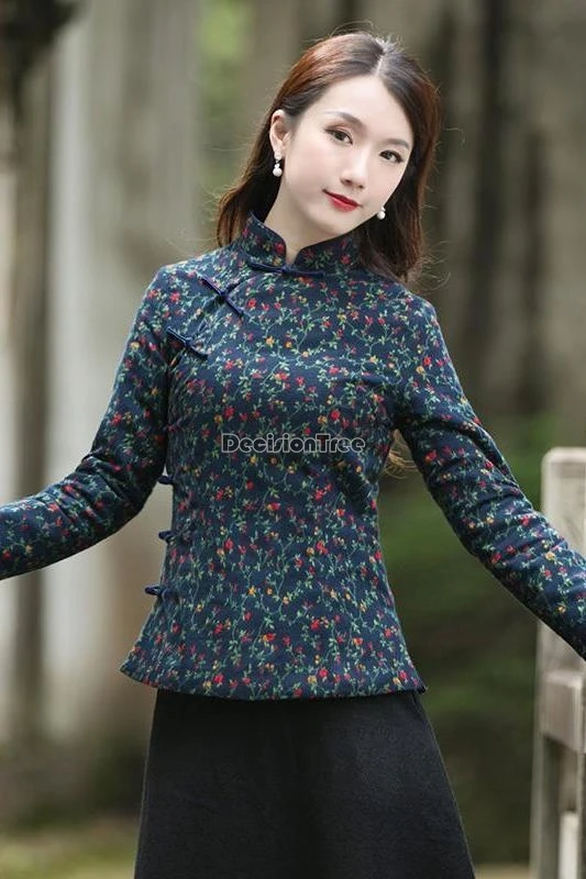 بلوزة تانغ مطبوعة من القطن على الطراز الوطني الصيني لعام 2025 سترة نسائية فضفاضة بأكمام طويلة مبطنة بالقطن شيونغسام