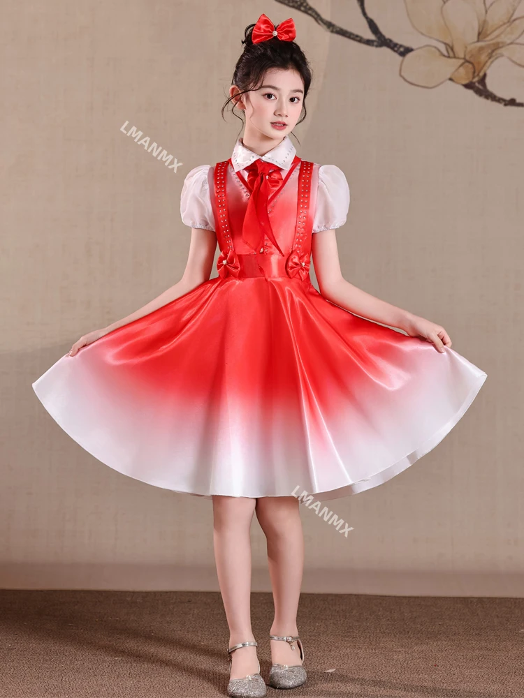 زي أداء الأطفال، تلاوة الشعر الوطني الأحمر، زي جوقة المدرسة الابتدائية، زي الرقص وشاح أحمر