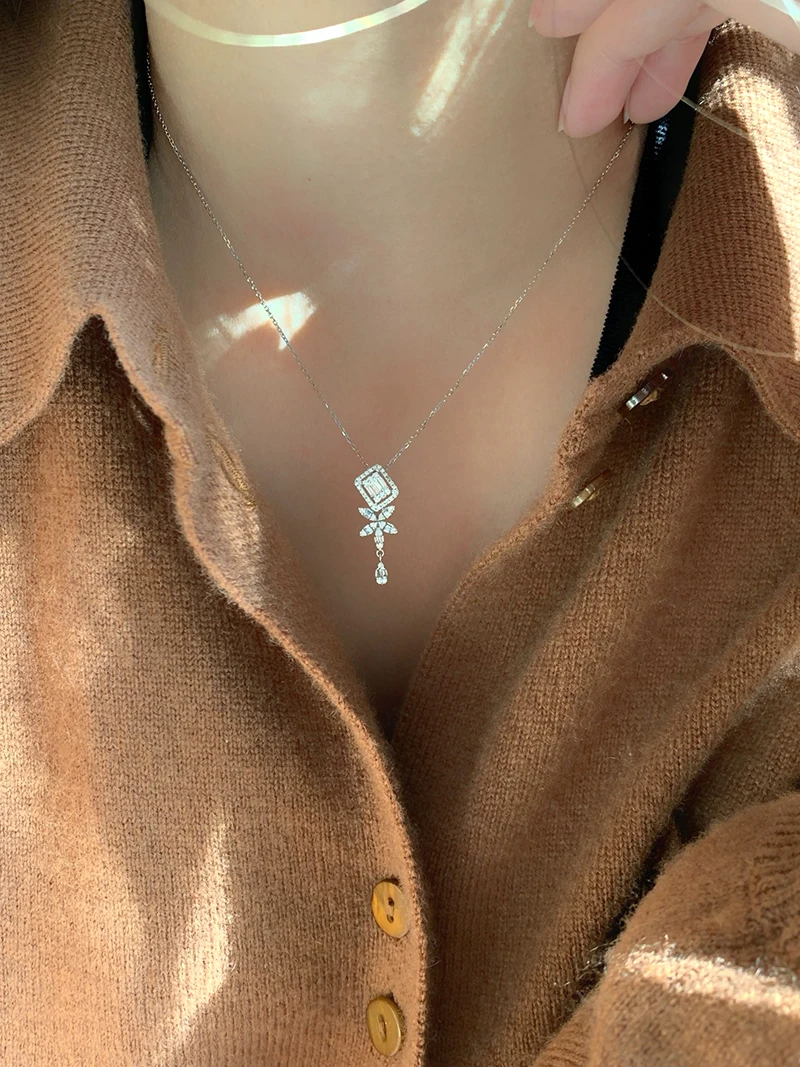 KUGG 100% 18K White Gold Necklace Women 0.36carat Real Natural Diamond Pendant Necklace Romantic Style High Engagement Jewelry