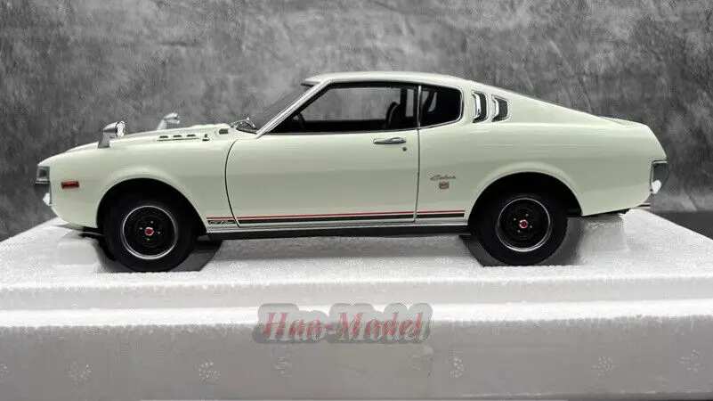 AUTOart 1:18 For Toyota celica 1973 liftback Alloy Diecast Model Car Simulation Toy Boys Birthday Gift Hobby Display Collection