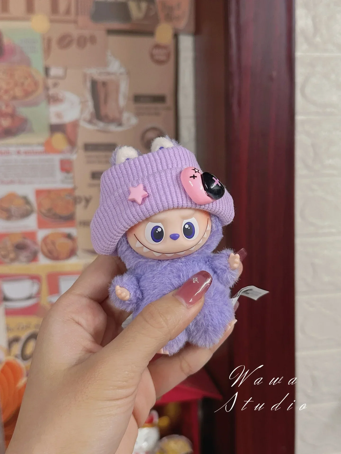 Voor 10.5 cm Mini Labubu 4.0 Pin Voor Liefde Serie Kleding Schattige kat-oor hoed met verschillende decoraties Mode Gift Labubu Ropa