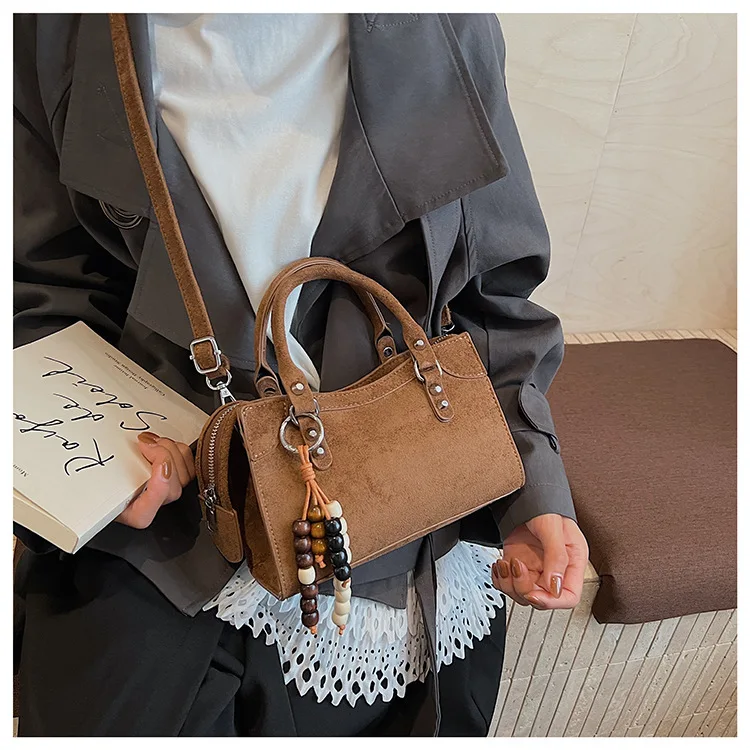 

2025 New Retro Mini Bag - Stylish Crossbody/Shoulder Purse, Compact Phone Holder, Minimalist Design