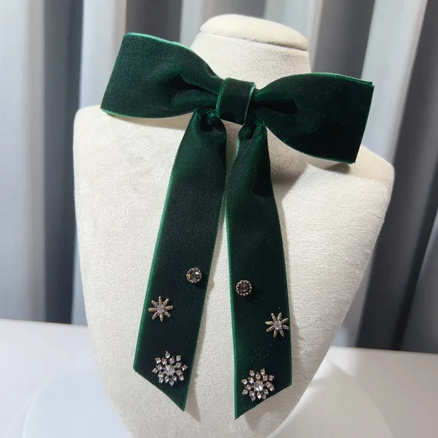 Jesienno-zimowa nowa szpilka Retro wino czerwona aksamitna kokardka świąteczna Rhinestone broszka w kształcie płatka śniegu wszechstronny krawat kobieca dekoracja