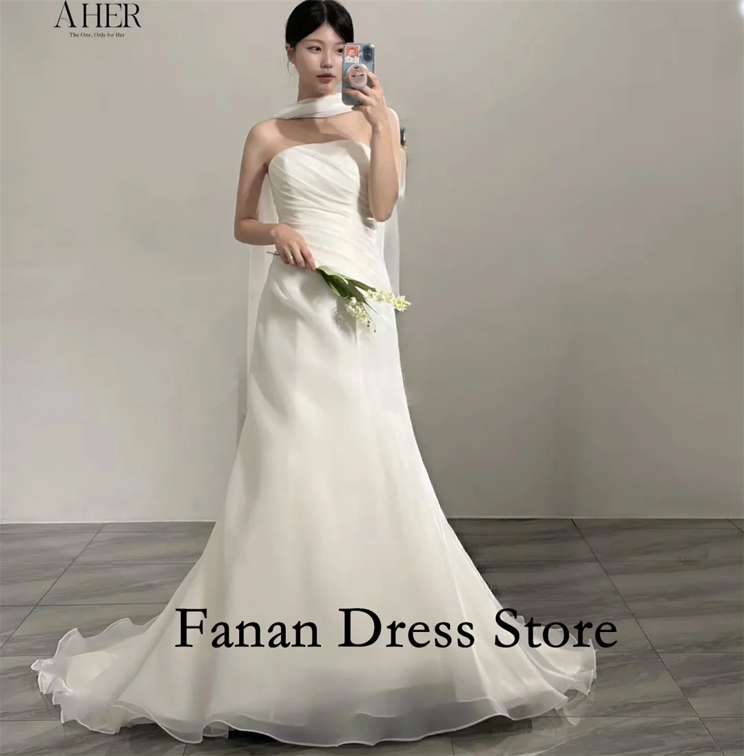 Korean Strapless Ruched Lace-up Mermaid Wedding Dress Simple Organza Ivory Minimalist Maternity Bridal Gown For Photoshoot