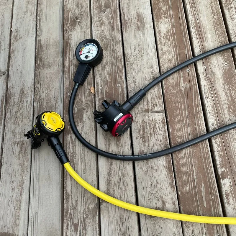 مجموعة معدات غوص السكوبا، صمام تنفس لتقليل ضغط الرأس لمرحلتين BCD #3