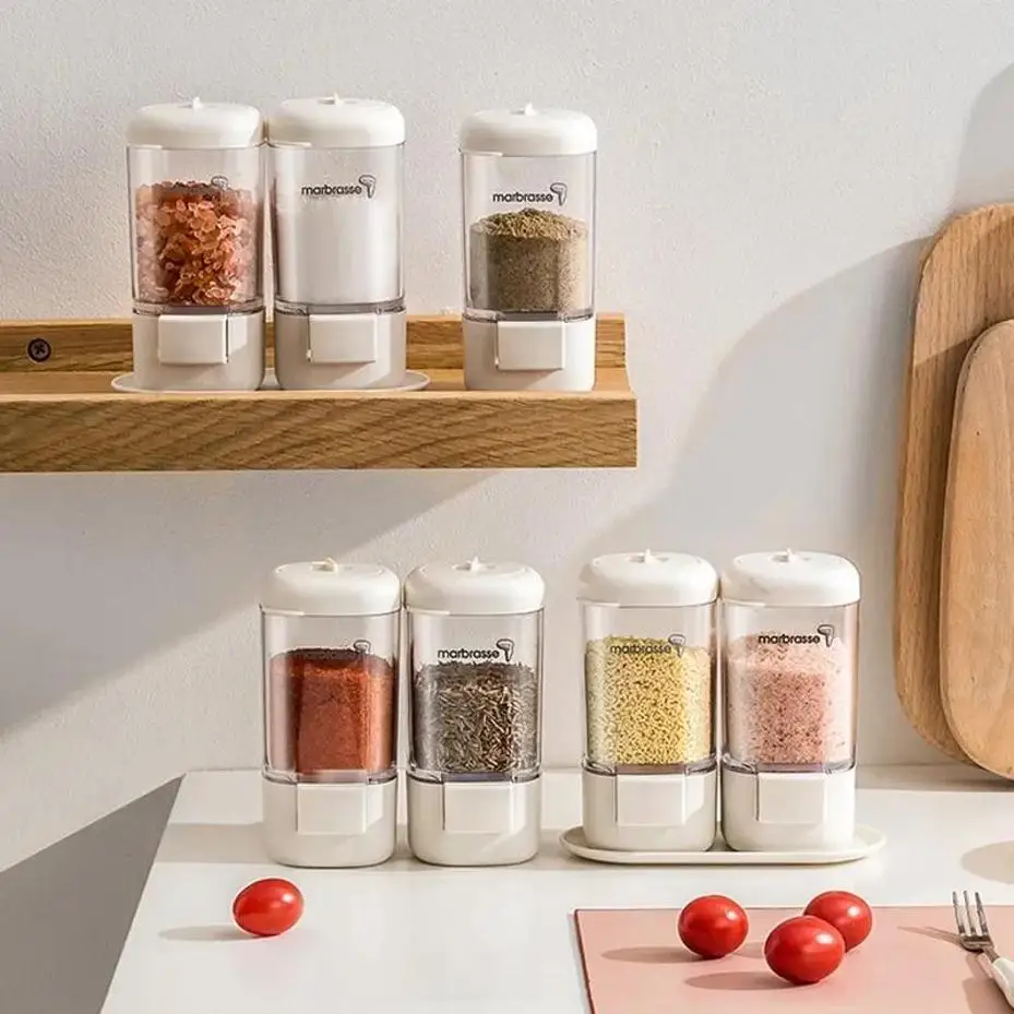 Measurable Salt Control Bottle Kitchen Gadgets Seasoning Combination Suit Household Jar Press Type Salt Sprink Spice Tools
