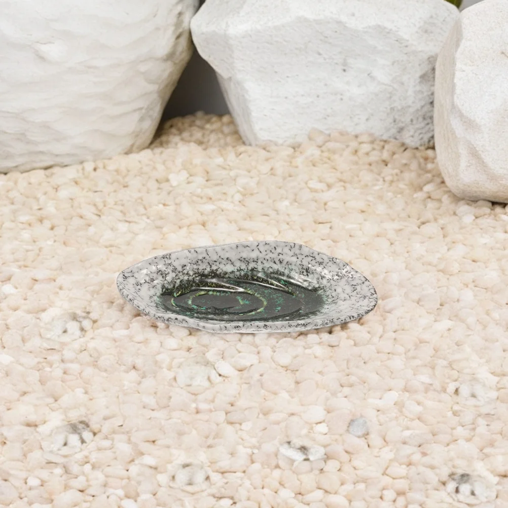 

Ceramic Butterfly Bee Waterer Outdoor Irregular Plate Garden Butterfly Feeding Station Bee Water Dispenser Decorative Feeder