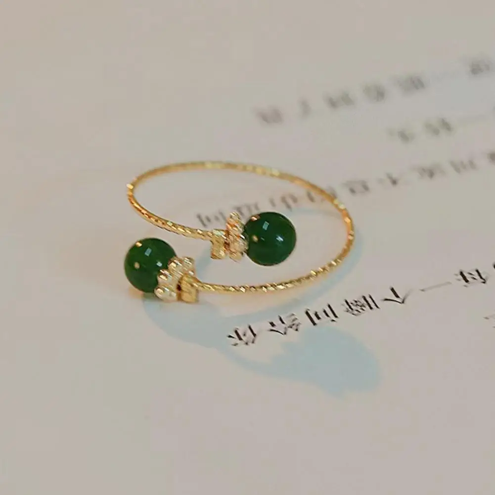 Long-lasting Finger Ring Adjustable Women’s Ring with Green Ball Accent Retro Open Wrap Finger Band Stylish Vintage for Her