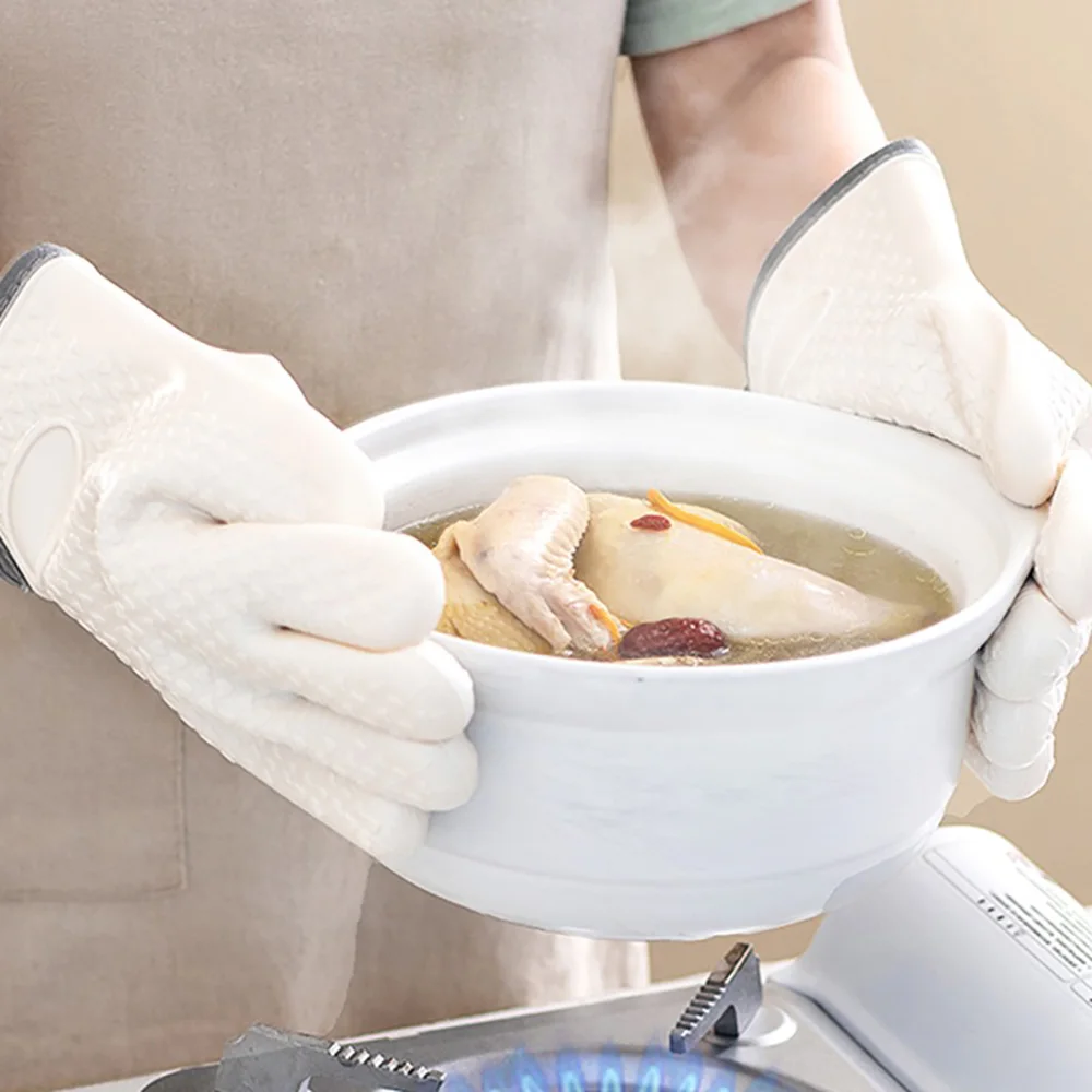 Thickened Anti-Scald Silicone Heat Resistant Hand Cover Anti-Slip Heat Insulation Oven Mitts Portable Protect Gloves For Kitchen