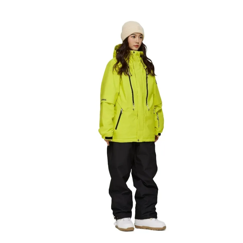 

2025 New Fashionable Loose Bright Color Ski Suit, Snowboard Ski Suit, Windproof and Waterproof Thick Version