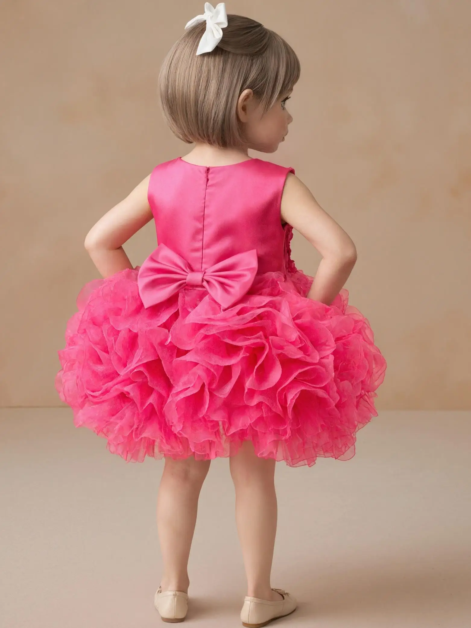 39.37인치 무봉제 피규어 인형, 평평한 가슴 디자인, 부드러운 TPE 소재, 정교한 얼굴 화장, 전시 및 수집에 완벽