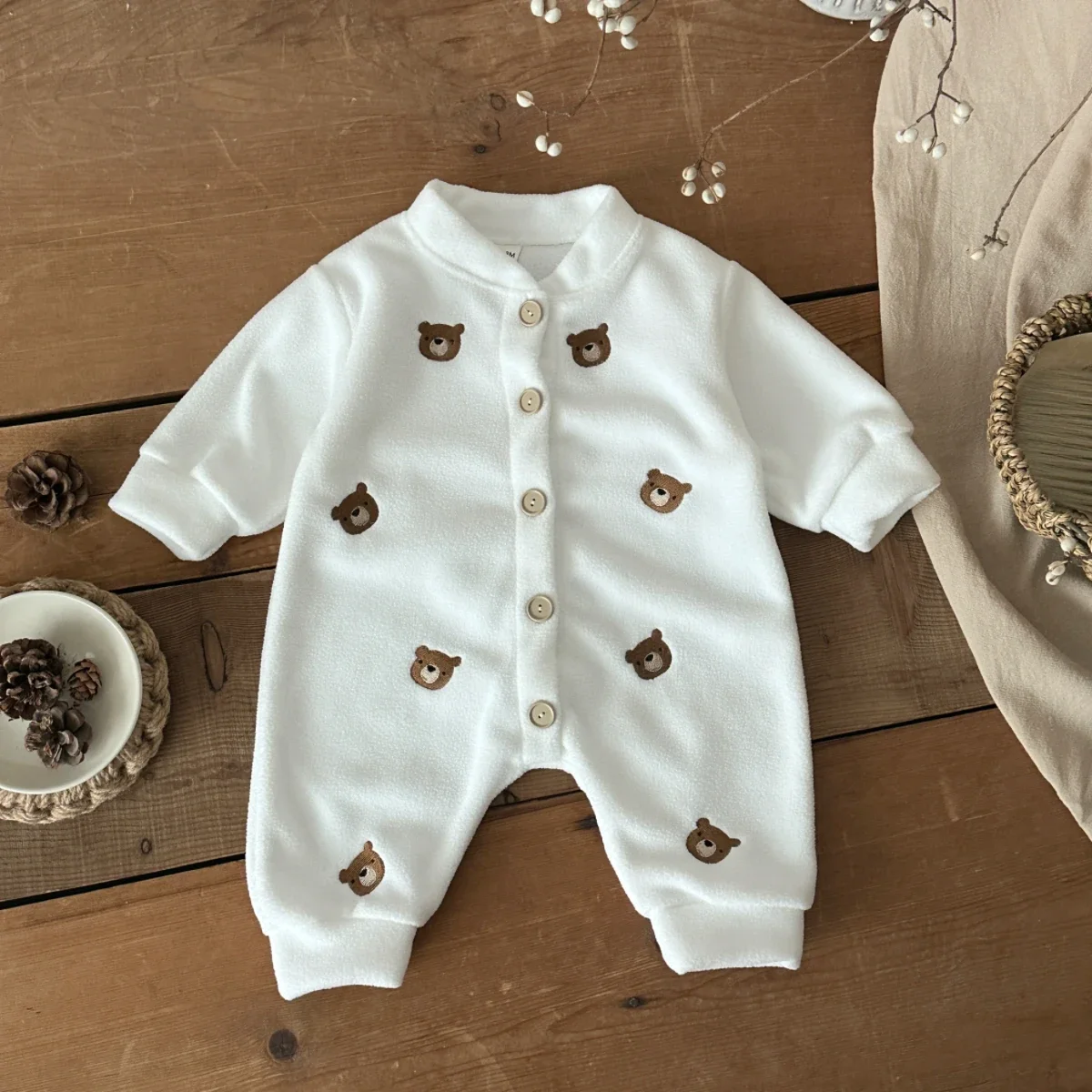 0-18 Monate Neugeborenen-Strampler für Jungen und Mädchen mit Niedlicher Bären-Stickerei, Langarm-Babybody, Herbst- und Winter-Kostüme für Säuglinge