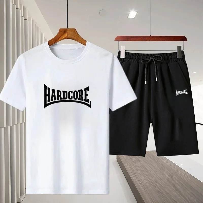 

Suitable for men and teenagers- The lightweight and breathable T-shirt and shorts set comes in various colors, exuding charm.