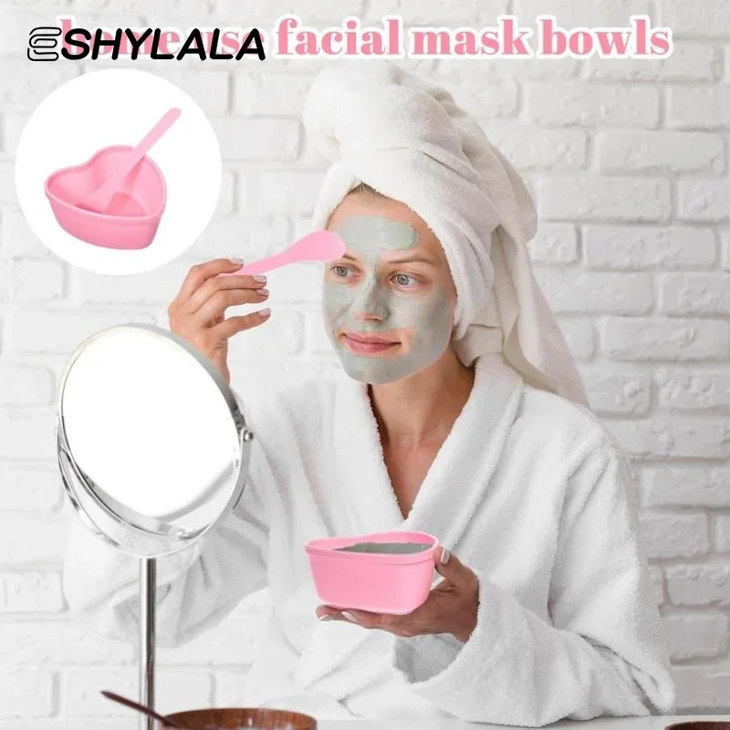 Ciotola per miscelazione maschera facciale a forma di cuore da 6/12 pezzi con raschietto in plastica strumento per la cura della pelle fai da te, adatto per famiglia e salone