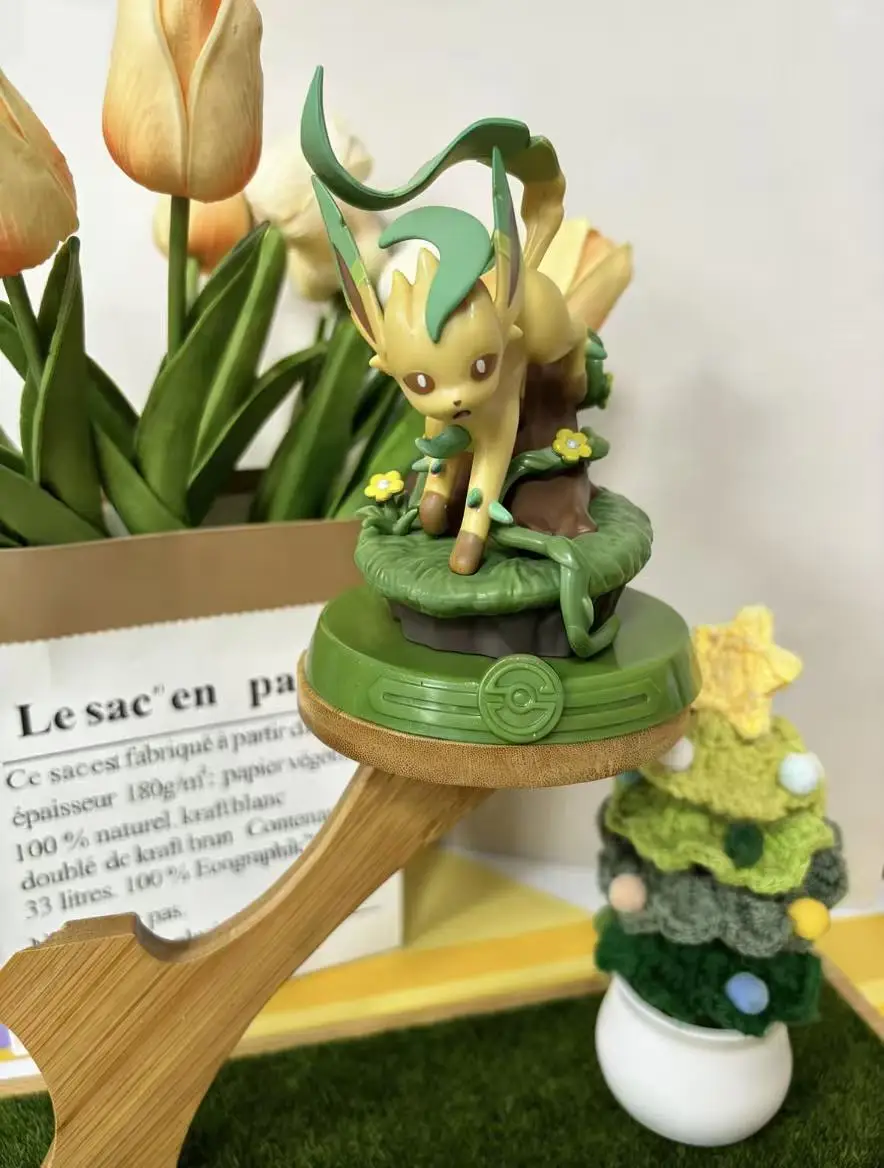 

Pokémon Leaf Eevee Figure, Eevee Adventure Blind Box Series 2 Trendy Toy Action Figure Gift Ornament