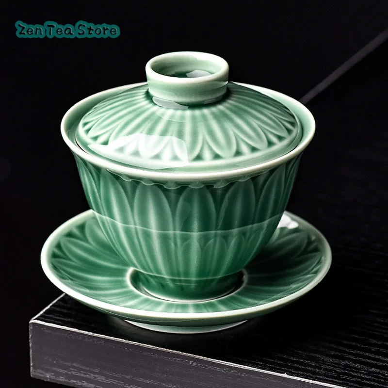 Lotus Celadon Hand-made Three Cup Cover Bowl Retro Single Hand Grasping Tea Bowl Teacup With Cover Kung Fu Tea Set Tea Bowl