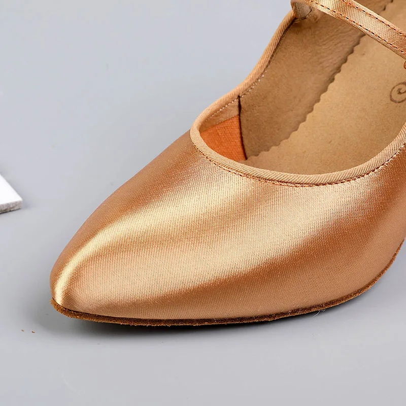 Donne Sala Da Ballo Scarpe Da Ballo Strass BD137 LUNA Tan Raso di Alta Tallone Delle Signore Danza Standard di Scarpe Anti-Slittamento Suola