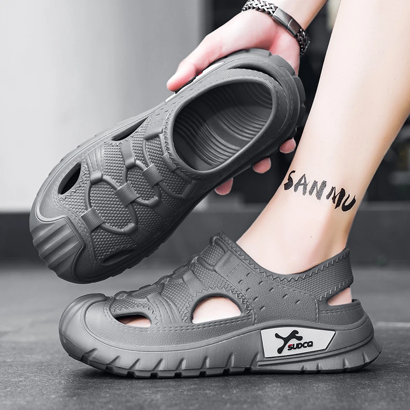 Nuove scarpe casual slip-on in morbida pelle per sport all'aria aperta da uomo 2025 Sandali da spiaggia comodi e traspiranti estivi Suola in EVA per il tempo libero