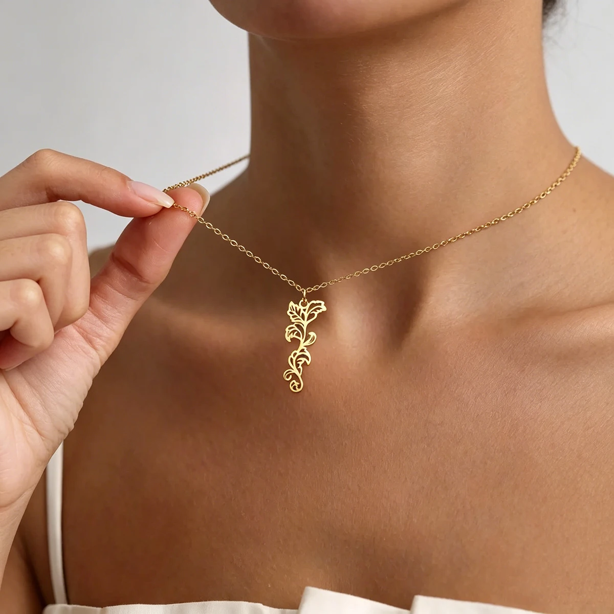 QIAMNI Exquisite Month Birth Flower Pendant Necklace Stainless Steel Chain Floral Vine Leaves Choker Jewelry Gift for Women Men