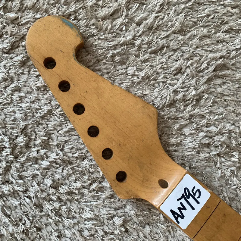 Maple with Maple Unfinished ST Guitar Neck No Frets DIY Guitar Parts for Replacement with Damages Right Hand  AN795