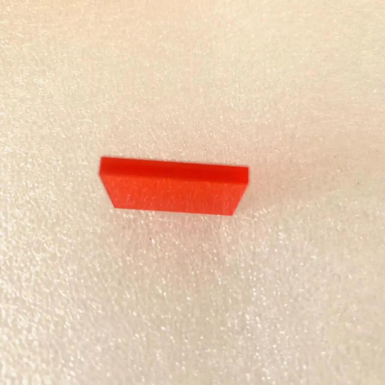 Size 18x23x3mm 590nm Red Light Pass IR Filter Glass CB590 For Infrared Photography